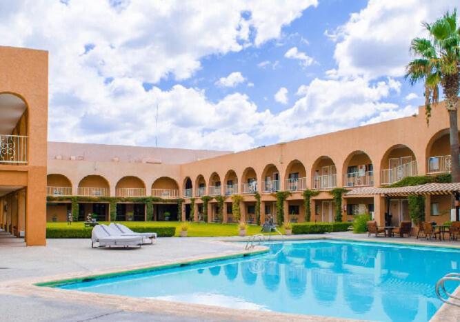 Hotel Santa Fe Camargo Kültér fotó